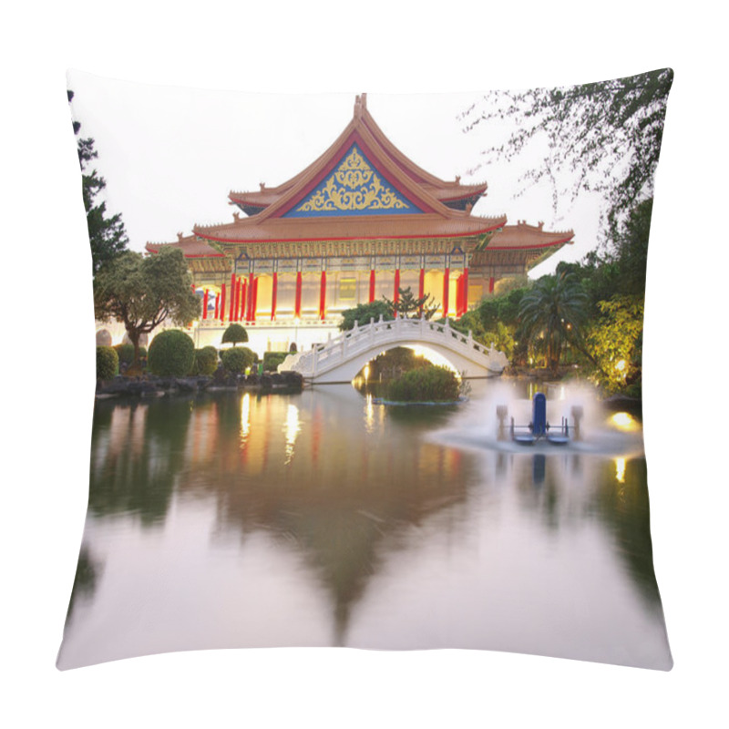 Personality  Traditional Chinese Architecture Pillow Covers