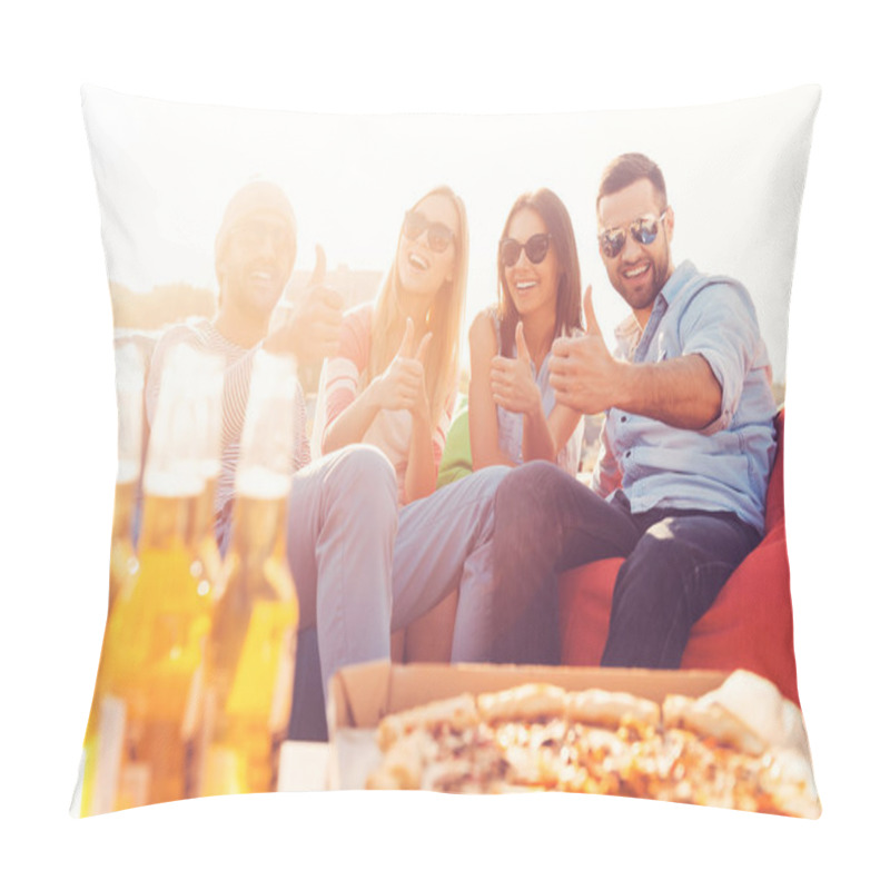 Personality  People Showing Thumbs With Pizza And Beer Pillow Covers