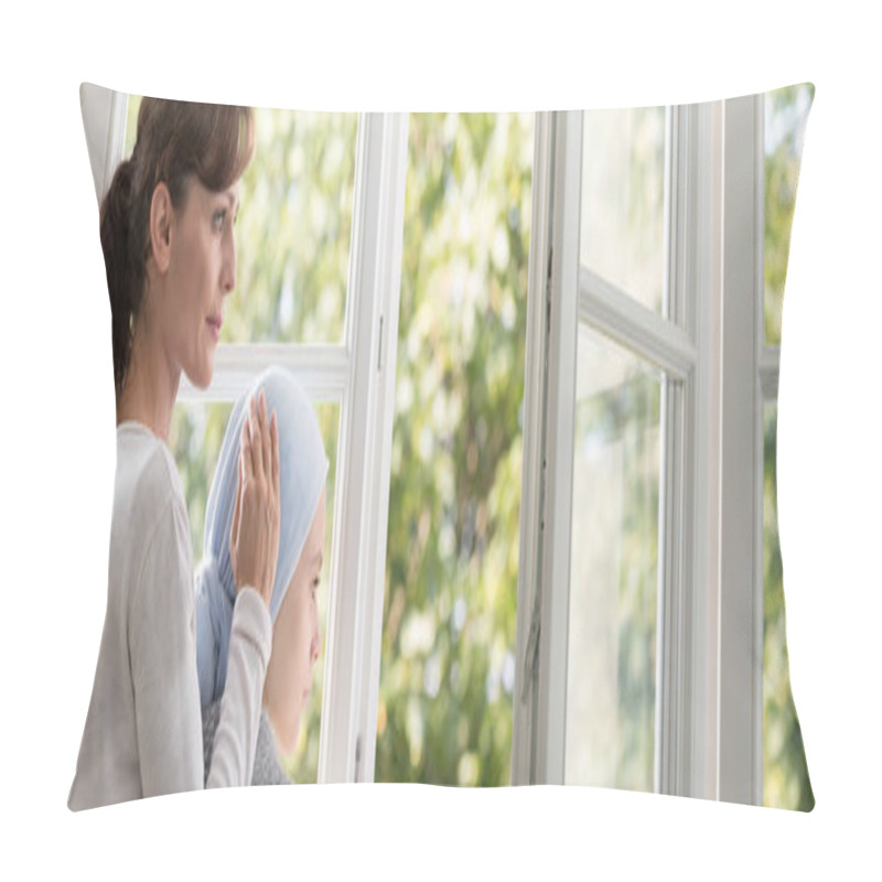 Personality  Panorama Of Caregiver Supporting Sick Kid With Leukemia In The Hospital Pillow Covers