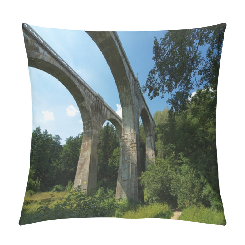 Personality  Stańczyki Aqueducts Train 2 Pillow Covers