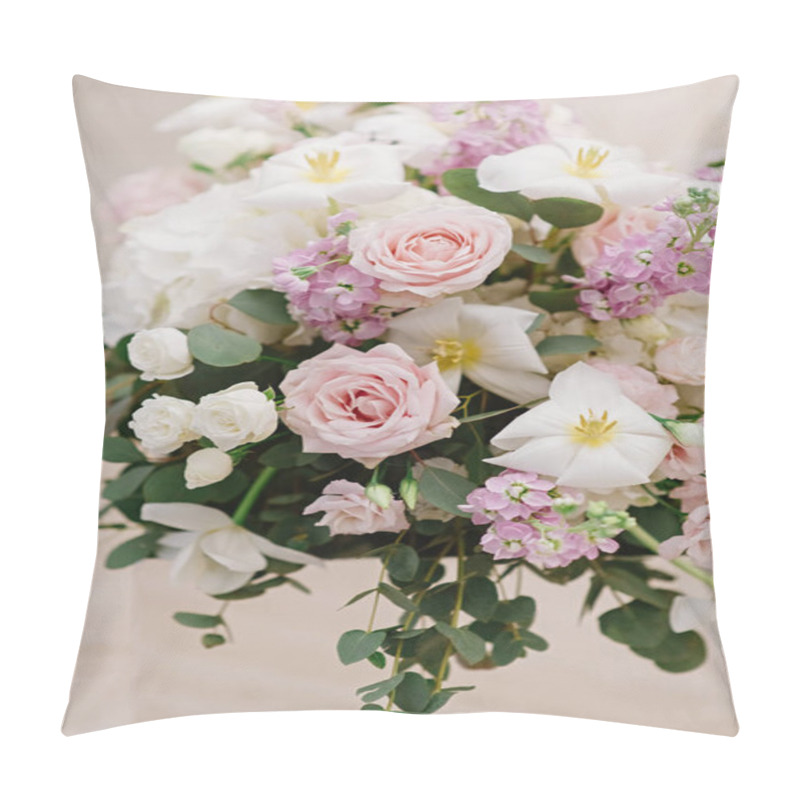 Personality  Beautiful Fresh Flowers To Decorate The Wedding Table And Banquet Hall In The Restaurant. Range Of Wedding Flowers Pillow Covers