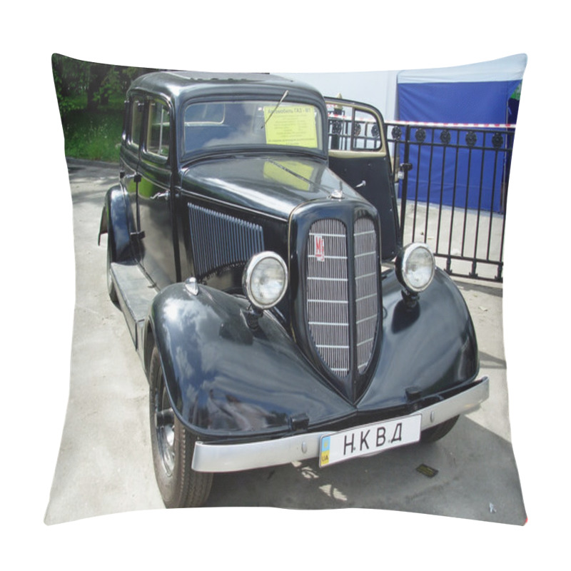 Personality  Motor Show Pillow Covers