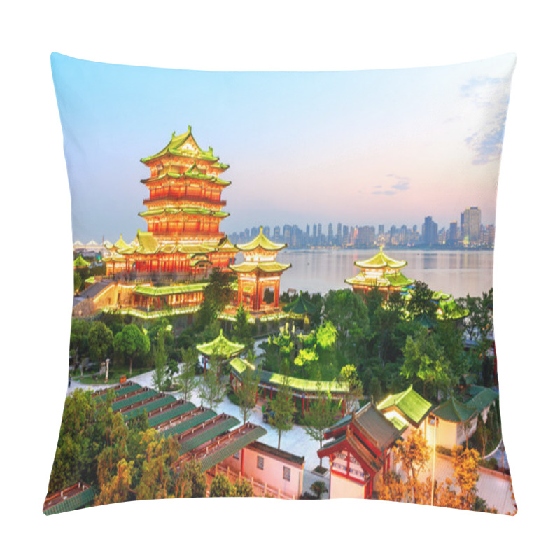 Personality  Chinese Classical Architecture Pillow Covers