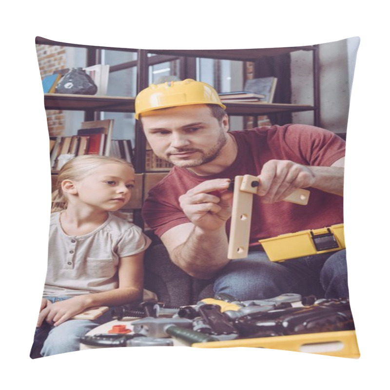 Personality  Father Showing How Make Wooden Frame   Pillow Covers