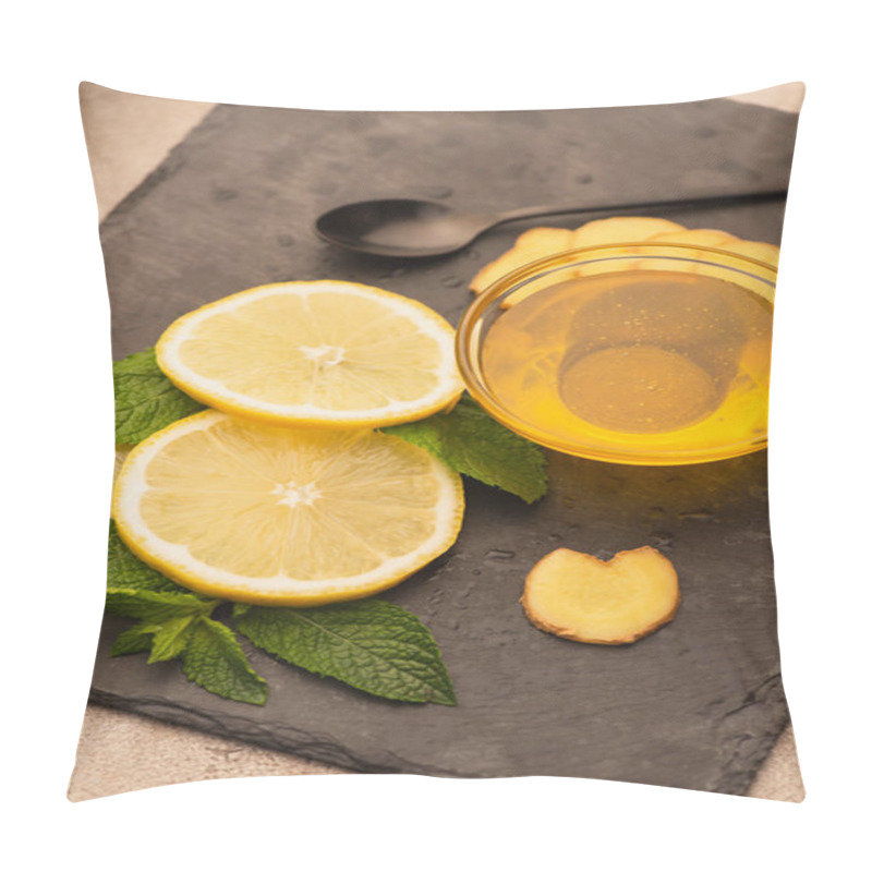 Personality  Mint Green Leaves, Ginger Root And Lemon Slices And Honey On Black Board Pillow Covers