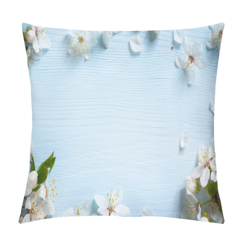 Personality  Art Spring Border Background With White Blossom Pillow Covers