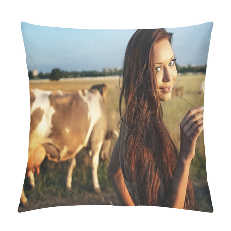 Personality  Girl On Meadows Pillow Covers