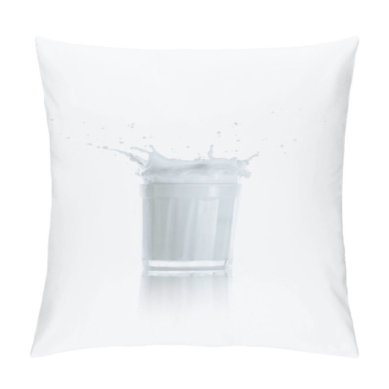 Personality  Splash Of Milk In Glass Pillow Covers