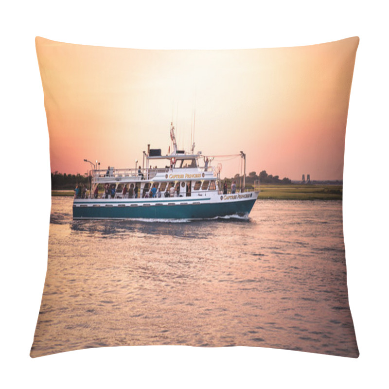 Personality  Long Island NY Boat Pillow Covers