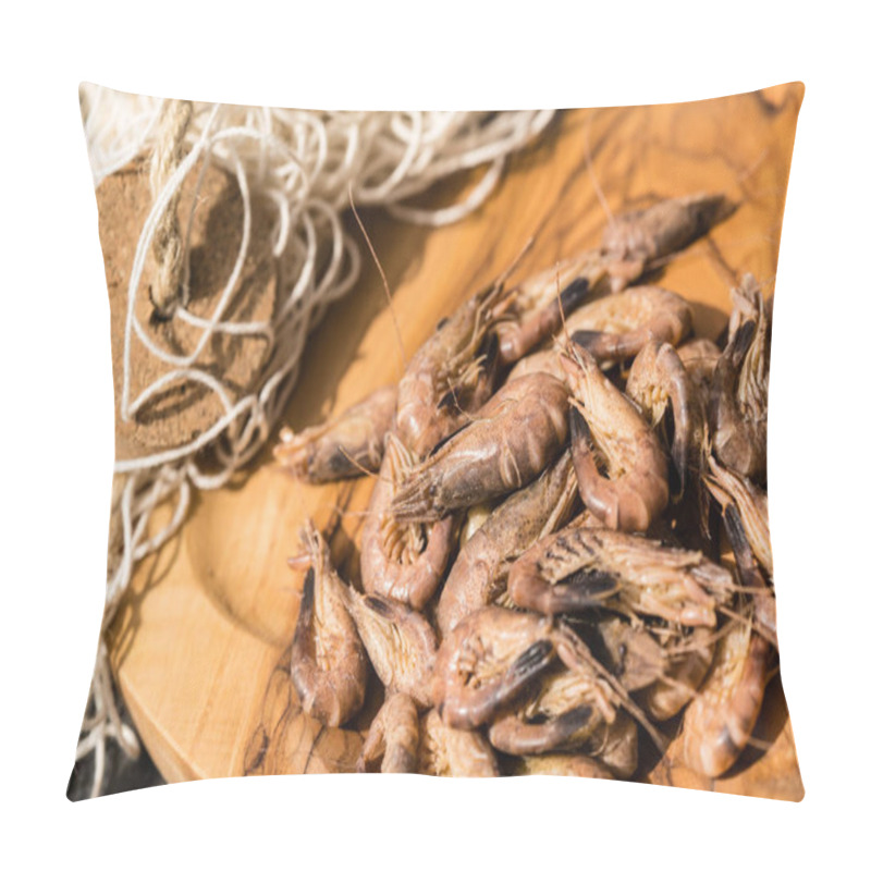 Personality  Salad With Fresh North Sea Crabs Pillow Covers