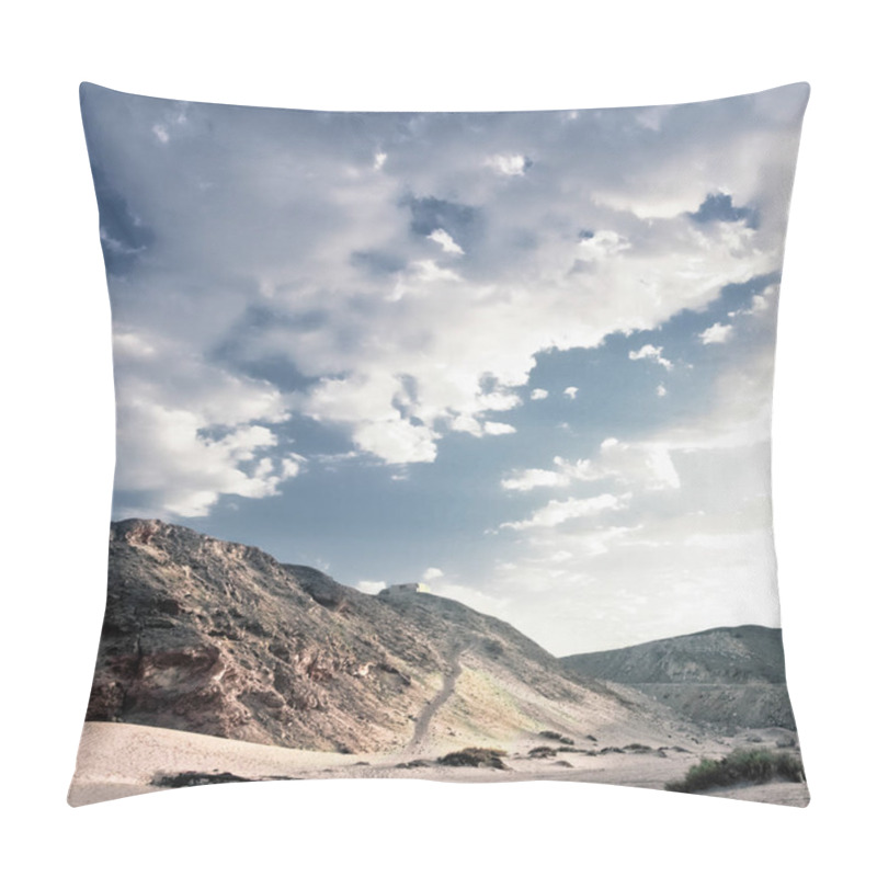 Personality  Wild Desert - Beauty In Nature, Landscapes And Environment Concept, Elegant Visuals Pillow Covers