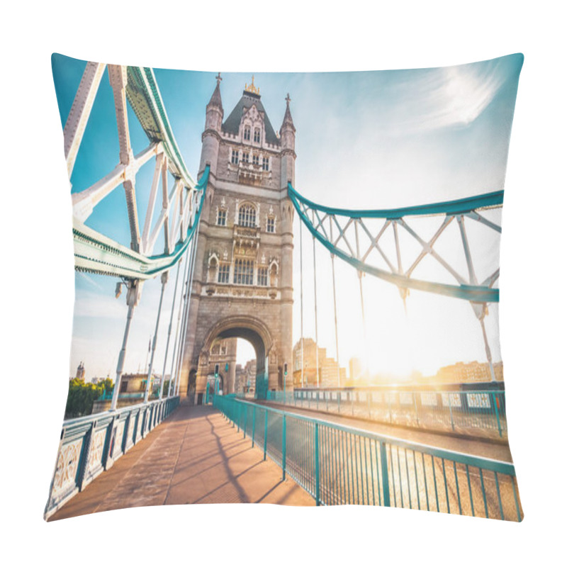 Personality  Spectacular Tower Bridge In London At Sunrise Pillow Covers