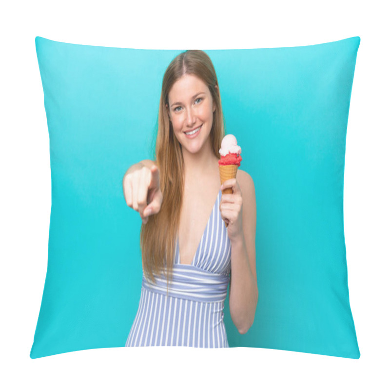 Personality  Young Caucasian Woman In Swimsuit Eating Ice Cream Isolated On Blue Background Points Finger At You With A Confident Expression Pillow Covers