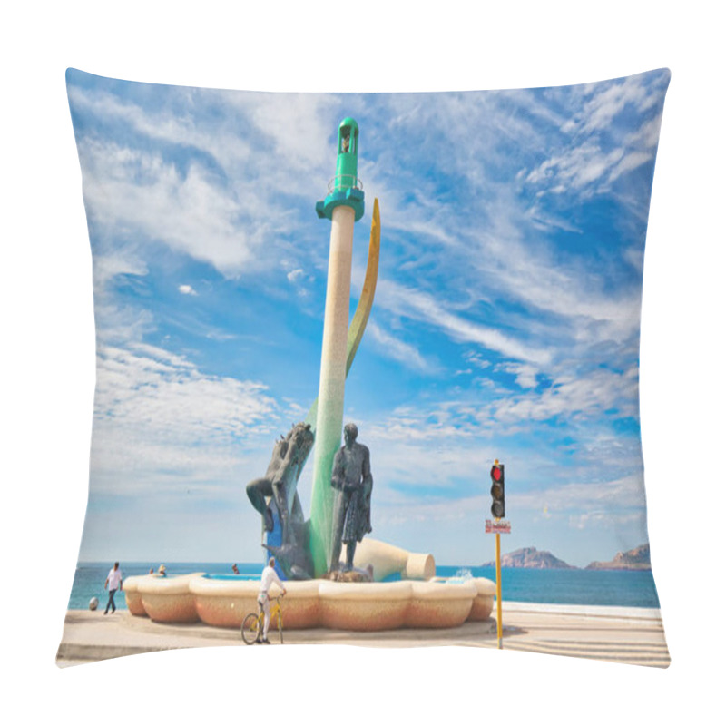 Personality  Mazatlan, Mexico-10 December, 2018: A Fishermen Monument (Monumento Al Pescador) Located On Scenic Mazatlan Promenade (Malecon) Near The Ocean Shore And Historic City Center Pillow Covers