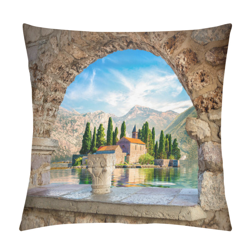 Personality  View On St George Island Pillow Covers