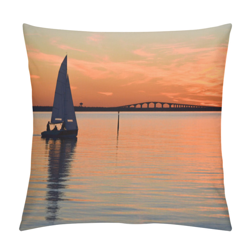 Personality  Sailing At Calm Water Pillow Covers