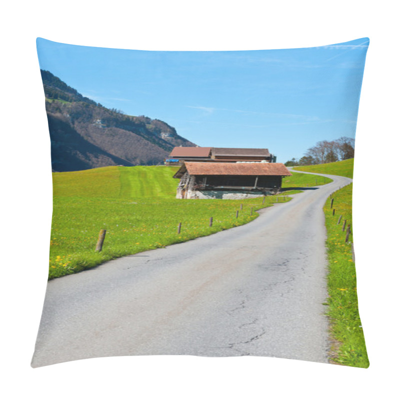 Personality  Road To The Farmhouse Pillow Covers