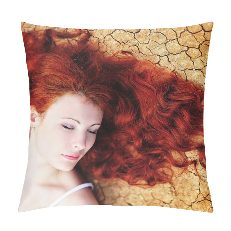 Personality  Woman On The Dried Up Ground Pillow Covers