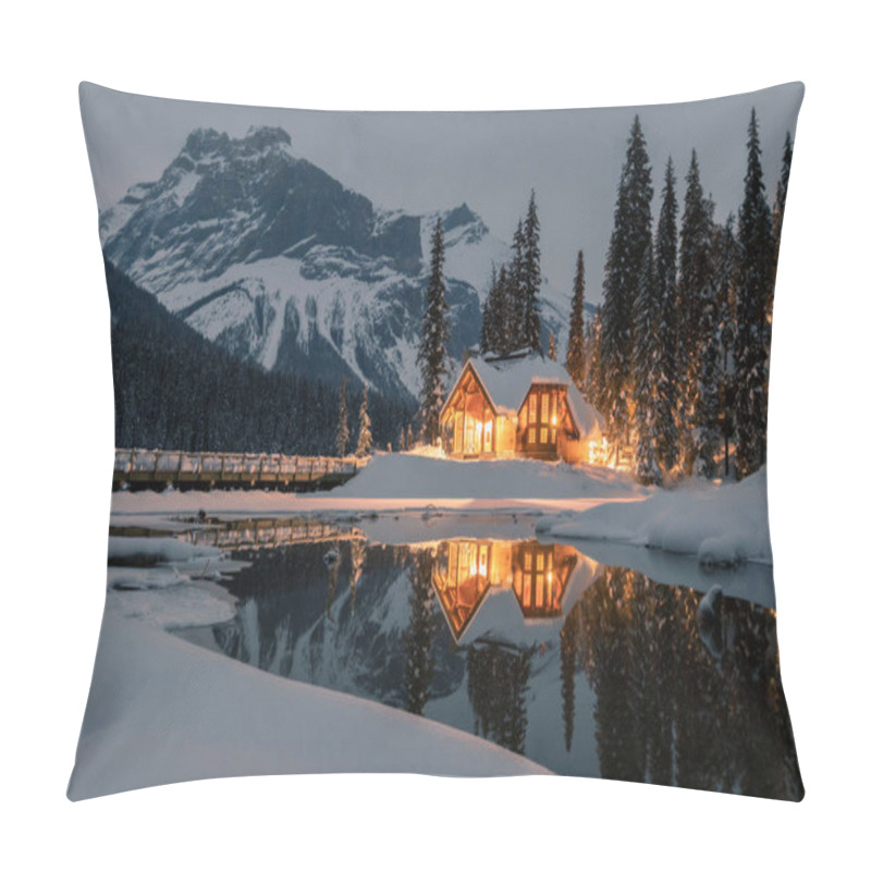 Personality  The Lodge Is Twenty Minutes West Of Lake Louise. Originally Built In 1902 By The Canadian Pacific Railway, This Historic Property Includes 85 Comfortable Units Situated In 24 Chalet-style Cabins. Pillow Covers