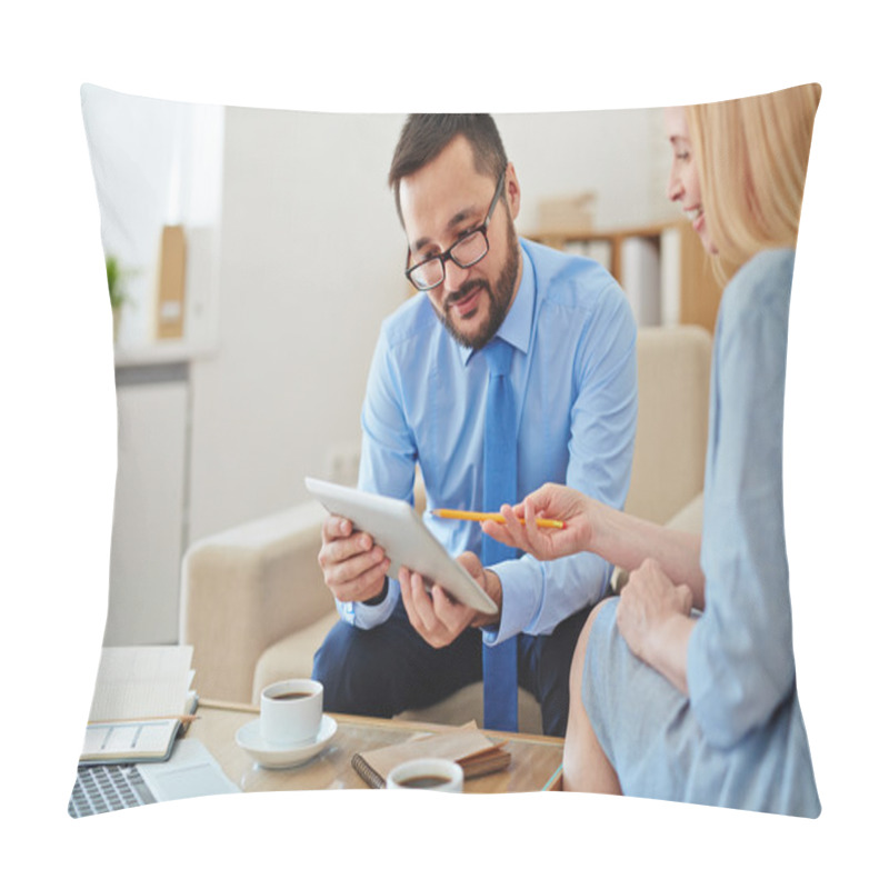 Personality  Woman Asking Questions To Sales Manager Pillow Covers