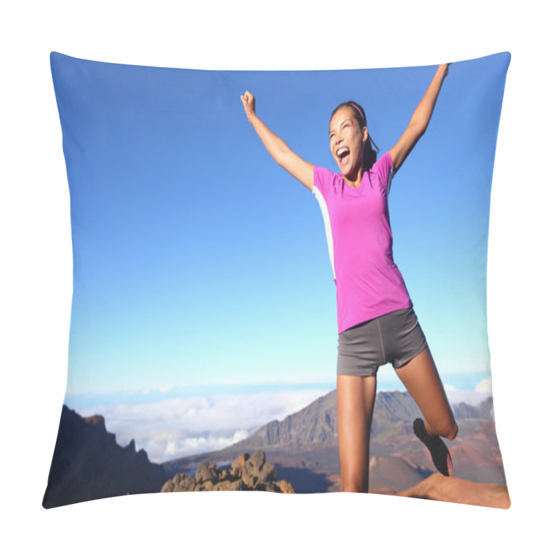 Personality  Success Winner Fitness Runner Woman Jumping Pillow Covers