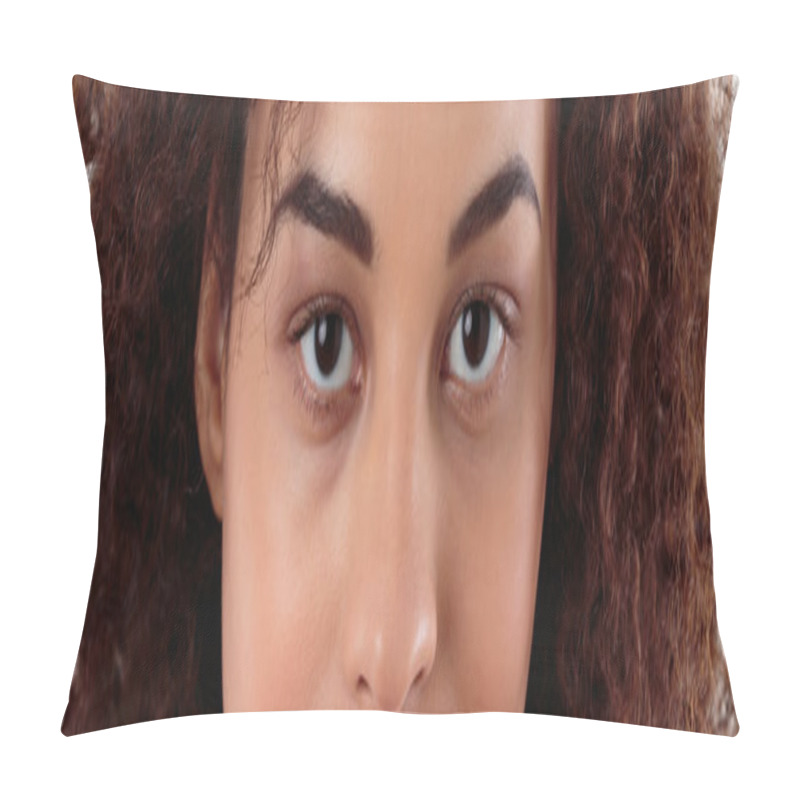 Personality  Meet With Her Piercing Gaze Pillow Covers