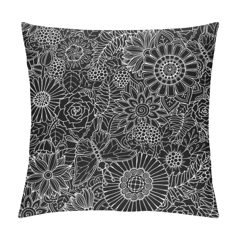 Personality  Seamless Black And White Ethnic Floral Doodle Background Pattern Pillow Covers