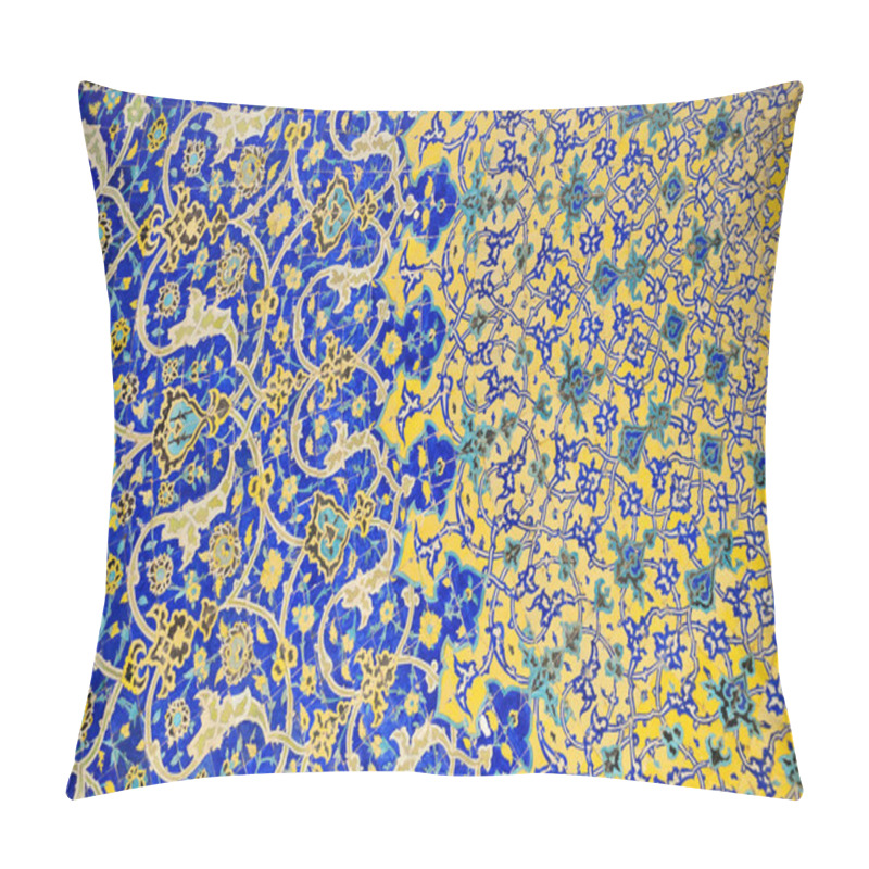 Personality  Geometric Pattern Of The Jameh Mosque Of Isfahan, Iran Pillow Covers