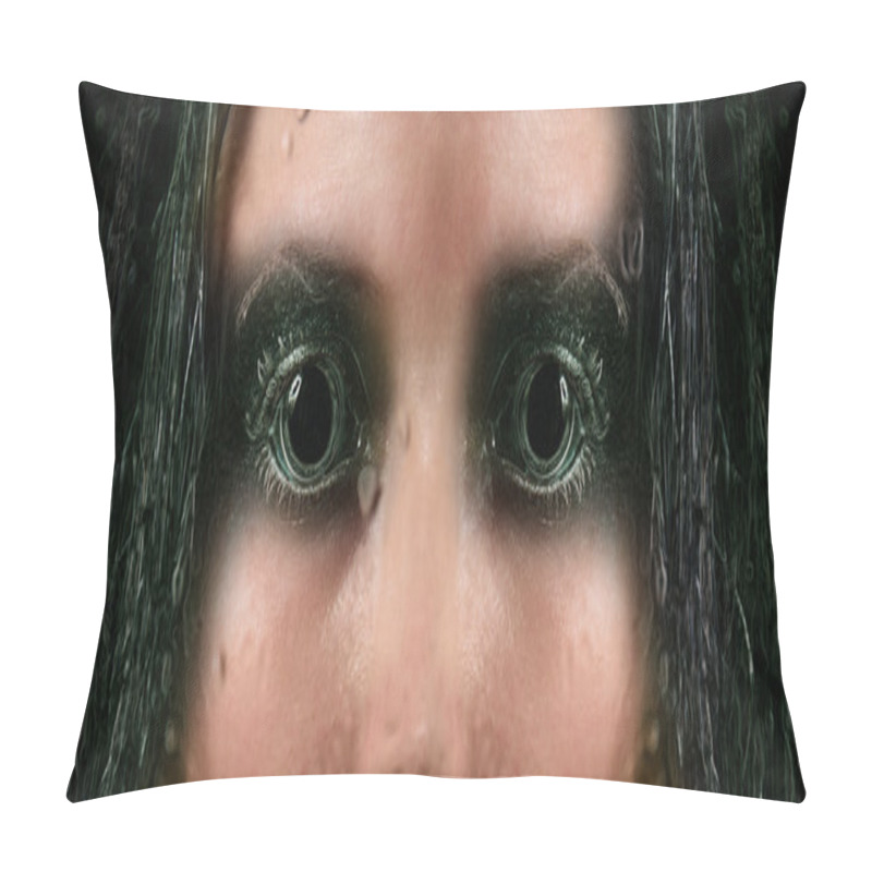 Personality  Image Of An Alien Pillow Covers