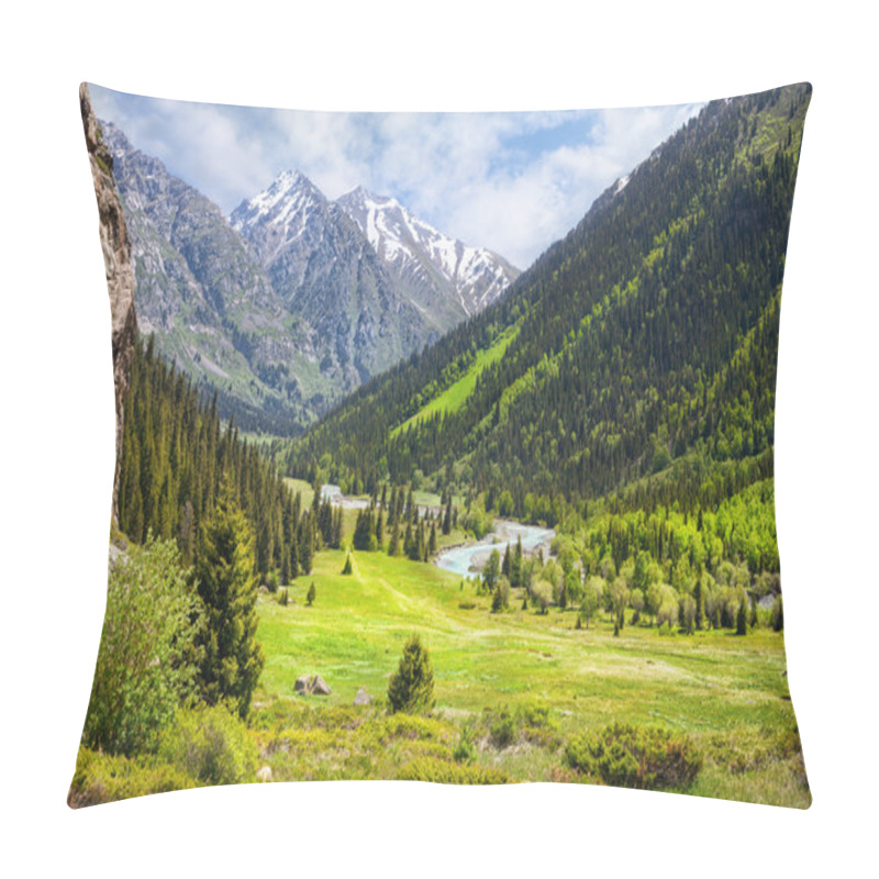 Personality  Mountain Valley Pillow Covers