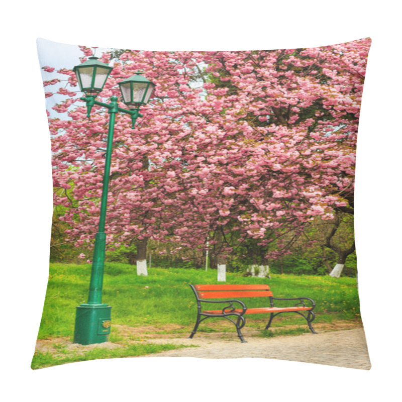 Personality  City Lights And Shop On The Pavement In The Park On A Background Pillow Covers