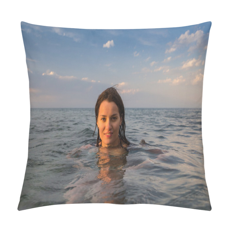 Personality  Girl Swimming Underwater In Lake Pillow Covers