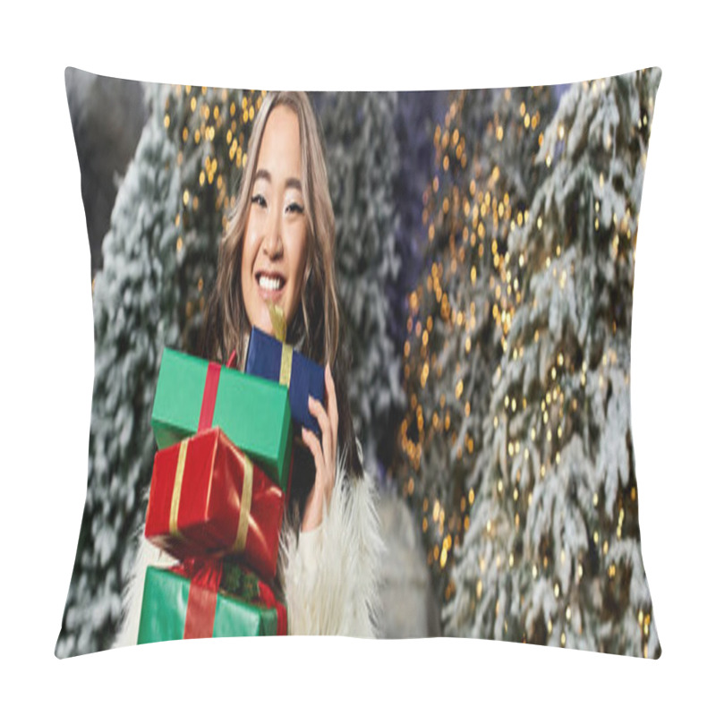 Personality  A Smiling Person Showcases Beautifully Wrapped Gifts In A Festive Christmas Setting. Pillow Covers