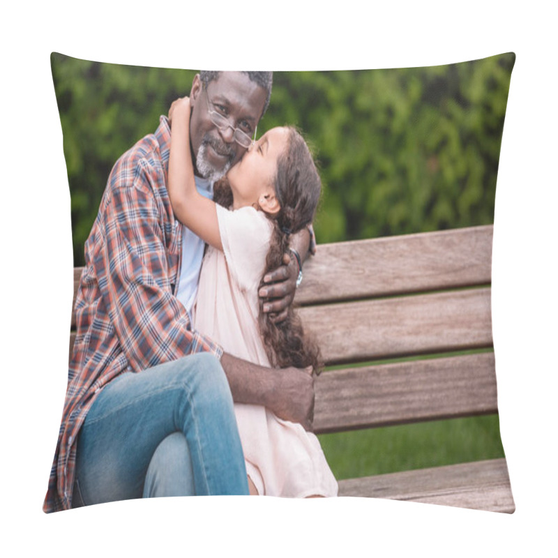 Personality  Girl Hugging And Kissing Her Grandfather Pillow Covers