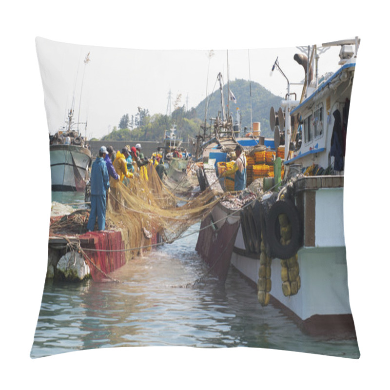 Personality  Fishermen Unload The Catch Of Anchovies Pillow Covers