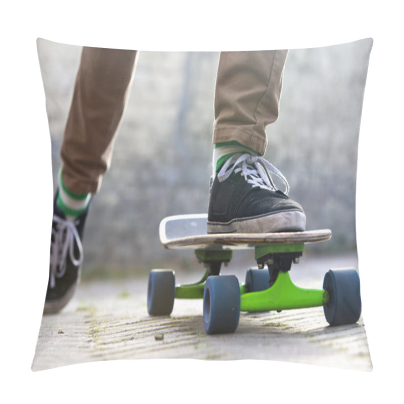 Personality  Male Feet Setting On His Skateboard Pillow Covers