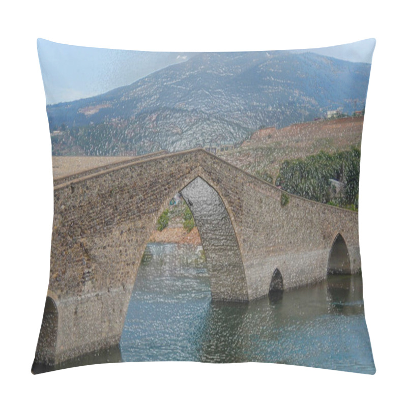 Personality  Drawing Of Old Multi Arched Stone Bridge Pillow Covers