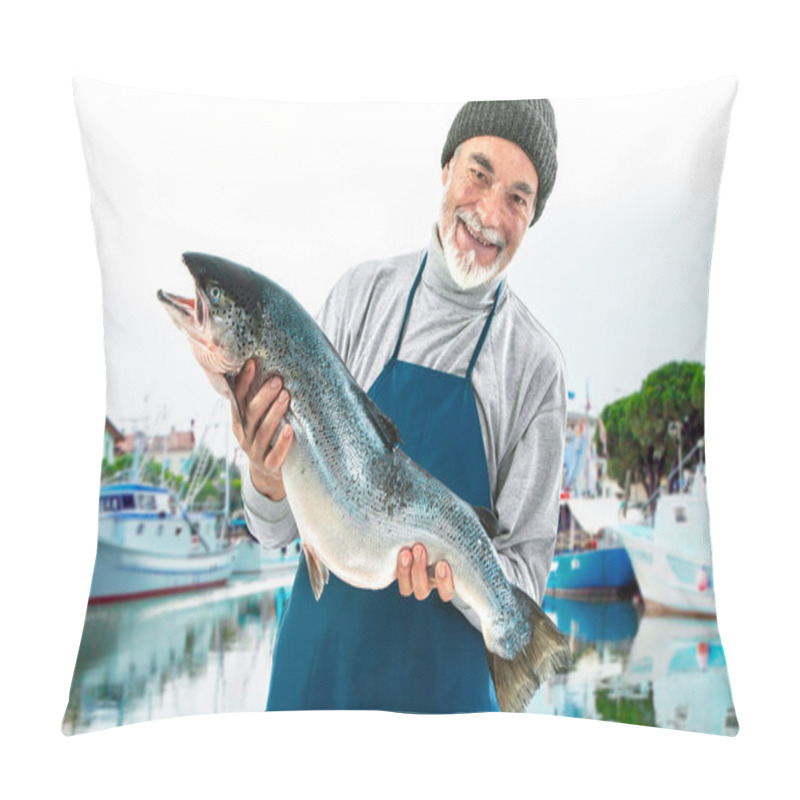 Personality  Fisher Holding A Big Atlantic Salmon Fish Pillow Covers