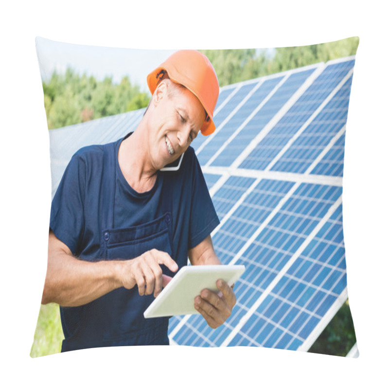 Personality  Handsome Engineer In T-shirt And Orange Hardhat Smiling And Talking On Smartphone  Pillow Covers