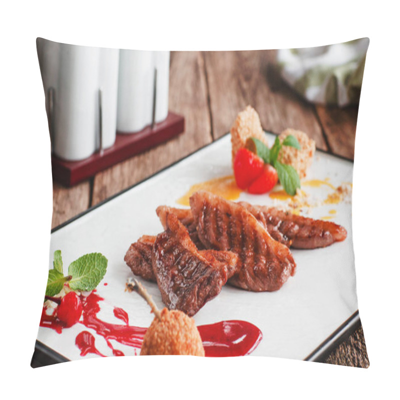 Personality  Grilled Steaks With Baked Pear And Sweet Sauce Pillow Covers