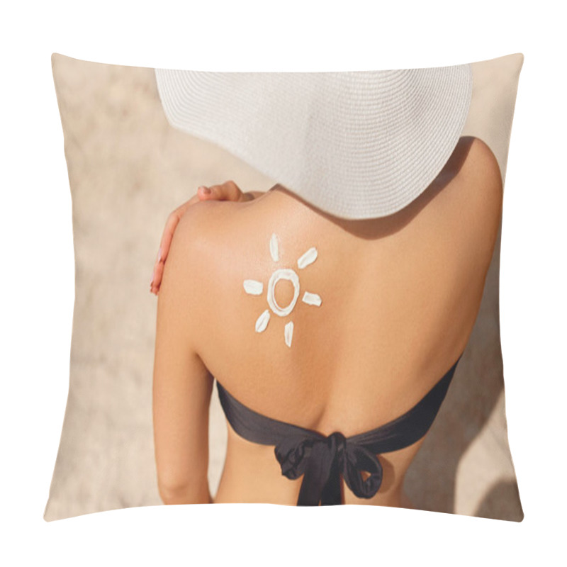 Personality  Beautiful Woman In Bikini Applying Sun Cream On Tanned  Shoulder. Sun Protection. Skin Body Care. Girl Using Sunscreen To Skin. Portrait Of Female Holding Suntan Lotion And Moisturizing Sunblock. Pillow Covers