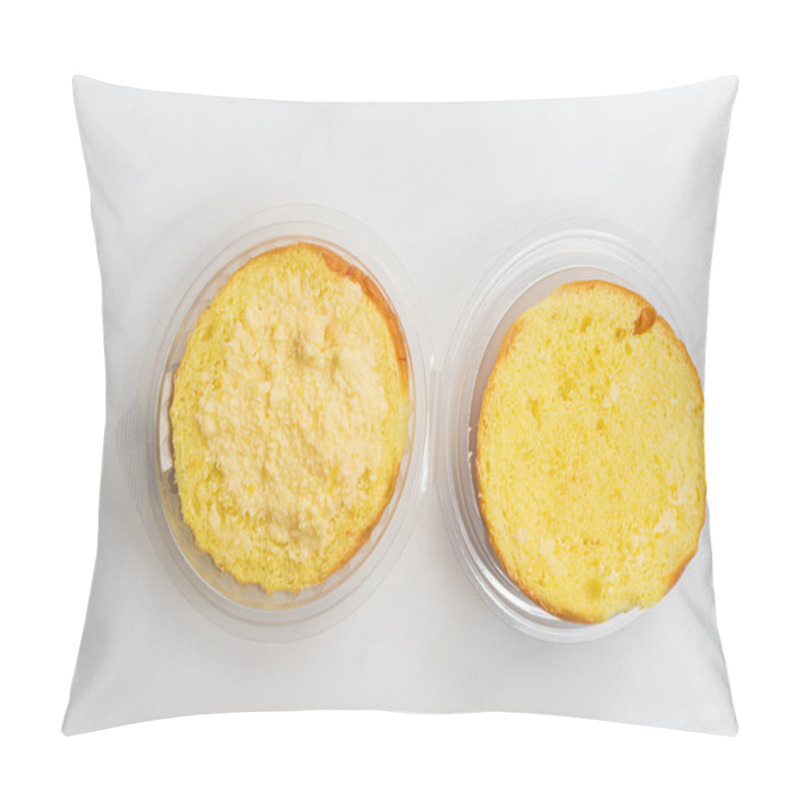 Personality  A Top View Shot Showcasing Split Butter Bun Pieces Neatly Arranged In Clear Plastic Containers. Ideal For Bakery Promotions Designs. Pillow Covers