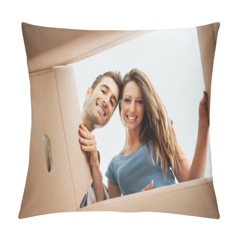 Personality  Happy Couple Opening A Box Pillow Covers