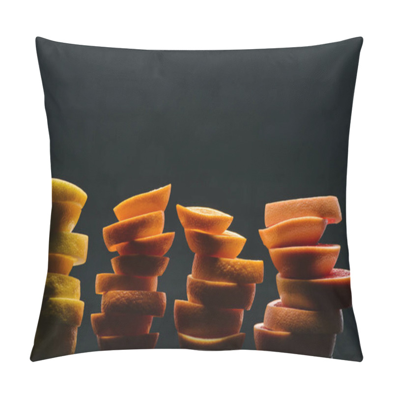 Personality  Stacked Slices Of Various Ripe Citrus Fruits Slices Isolated On Black Pillow Covers