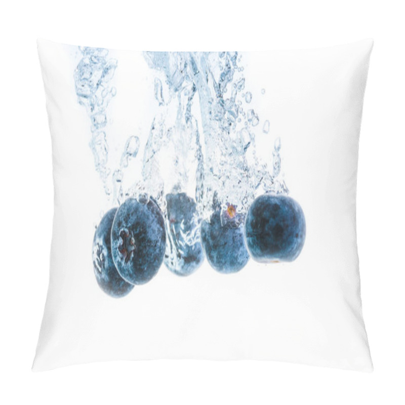 Personality  Blueberries Sinking Underwater With Air Bubbles Isolated On White Background. Berry Fruit Theme Pillow Covers