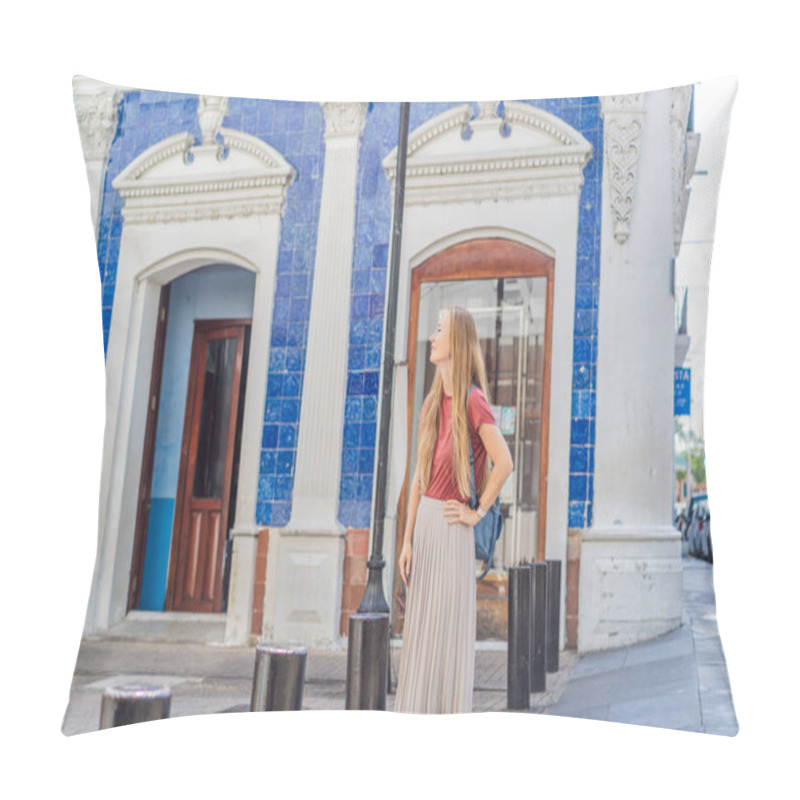 Personality  Female Tourist In Front Of Casa De Los Azulejos In Villahermosa, Mexico. Quintana Roo Travel, Cultural Exploration, And Historic Architecture Concept. Pillow Covers