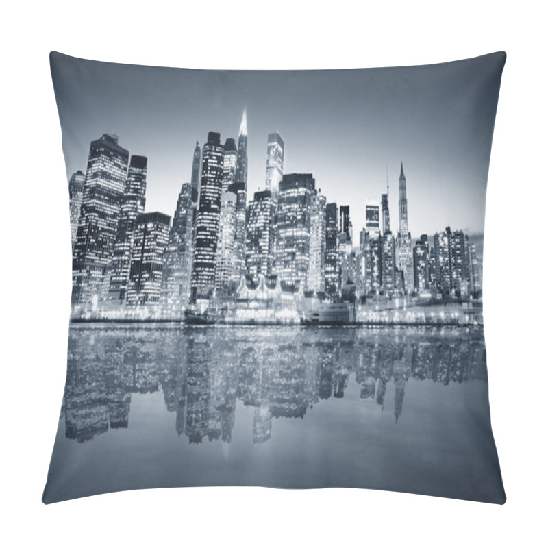 Personality  Big Apple After Sunset - New York Manhat Pillow Covers