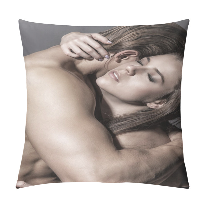 Personality  Beautiful Loving Couple Pillow Covers