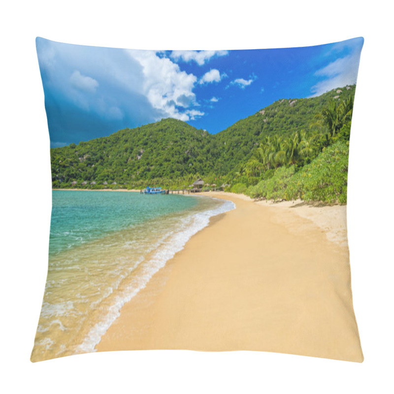 Personality  Beautiful Beach At Coast Of Vietnam - Ninh Van Bay Pillow Covers