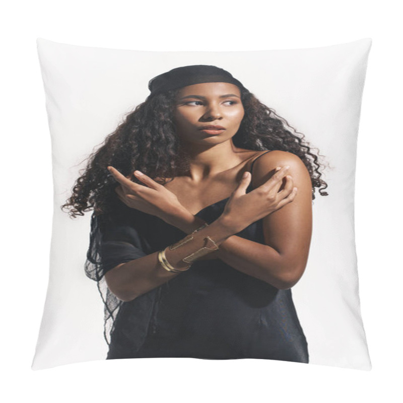 Personality  A Stunning Woman Showcases Her Beauty And Confidence With An Expressive Pose In A Simple Setting. Pillow Covers